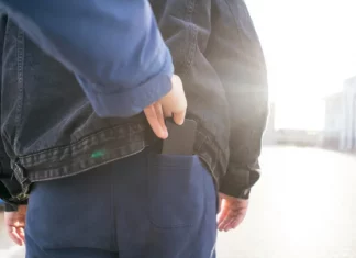 Džeparoši imaju novi trik: Čuvajte telefone, ovo je podvala